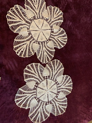Handmade crochet towels vintage, like new, set of two large 50x50 cm