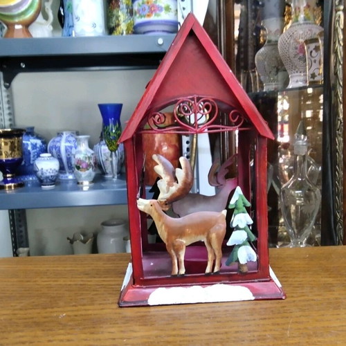 Christmas Decorative Table Lantern Candle Holder like new 25x16x12