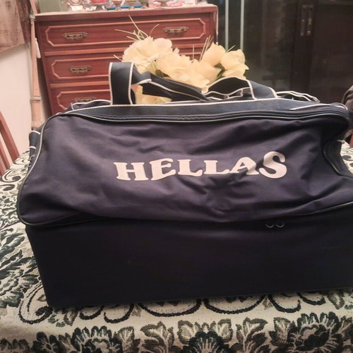 Lotto Hellas duffel bag like new, medium size athletic