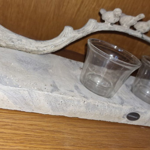 Decorative candle holder with birds