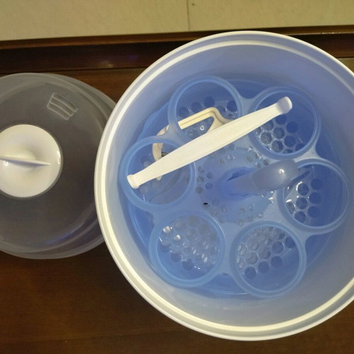 Philips Avent baby bottle sterilizer and warmer like new