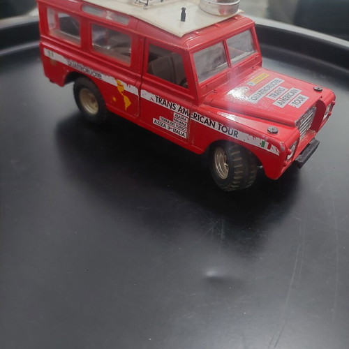 Bburago Land Rover Defender 109 diecast collectible car