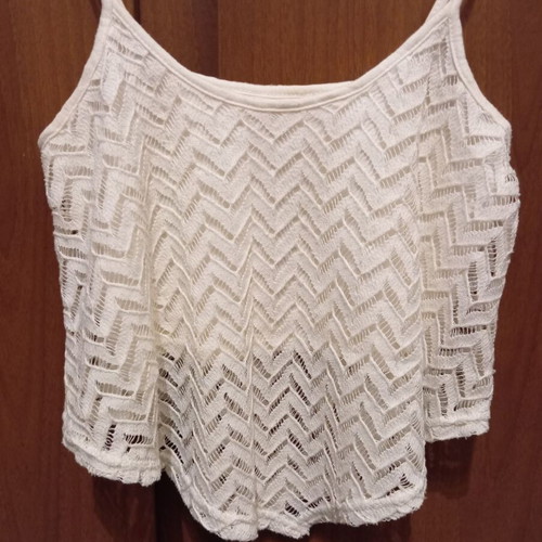 Bershka top white like new, short