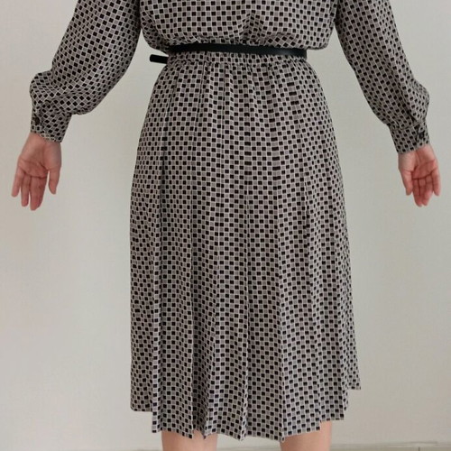 Vintage dresses like new, pack of 3, lightweight fabrics