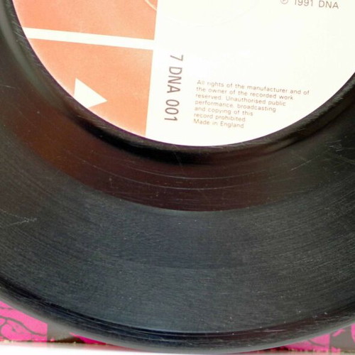 DNA Rebel Woman 7'' vinyl used, pop