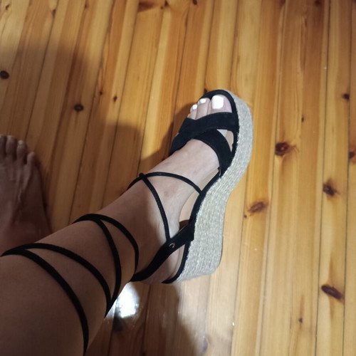 Platform sandals size 40 like new, black