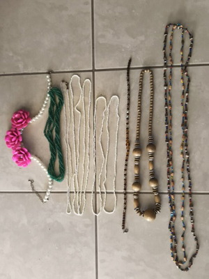 Vintage necklace set, 6 pieces, multicolor