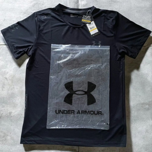 Under Armour Reflective T Shirt new, size L, black
