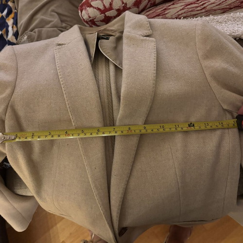 Massimo Dutti beige jacket like new, size M
