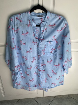 Shirt with flamingo print XL like new, blue and pink