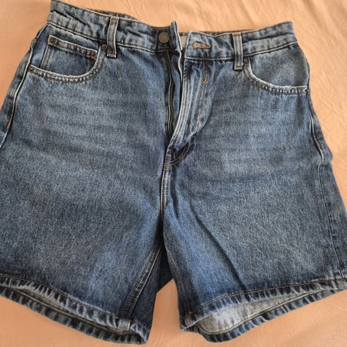 Jeans short Bershka like new, high rise, size M 38 10, blue