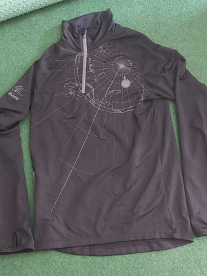 Bergans of Norway top like new, size M, black