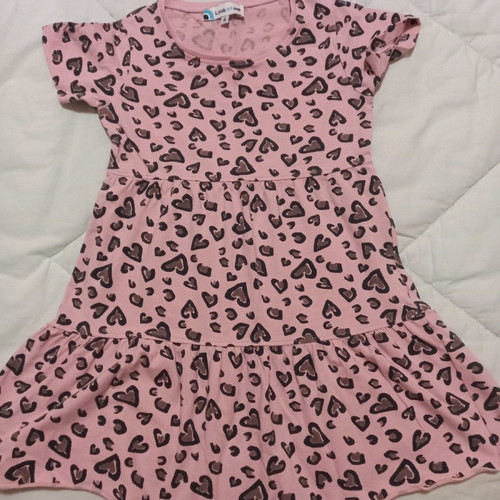 Clothing pack No.4 like new with dresses, skirt and t-shirt