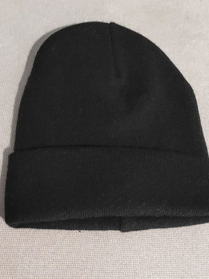 Black knit cap simple like new