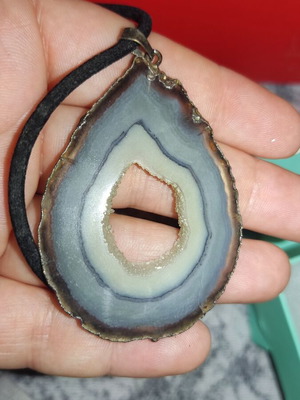Necklace with stone new