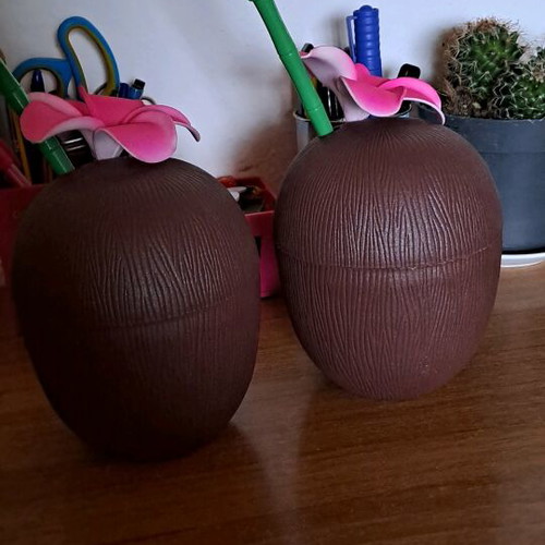 Plastic cups used, set of two