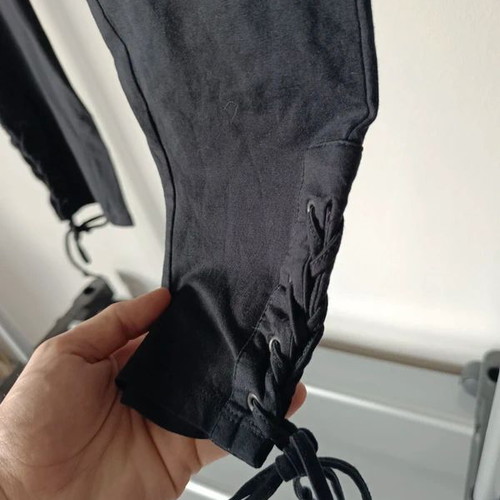 Black leggings with drawstrings at hem like new, size XL 42-52
