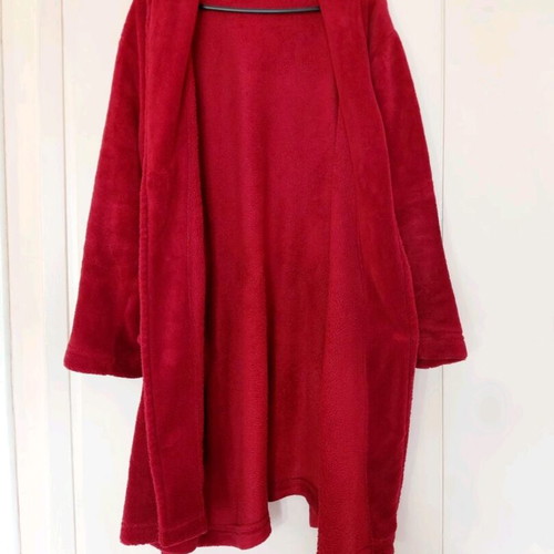 Oysho fleece robe red like new, size L