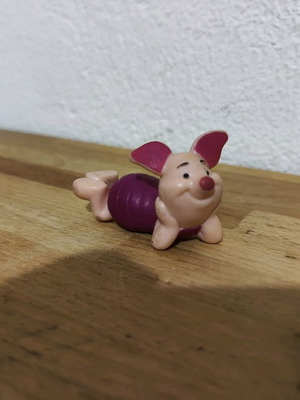 Winnie the Pooh Disney Piglet figure used