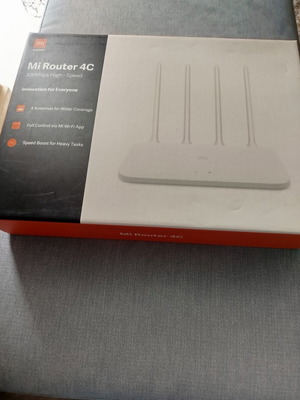 Mi Router 4C new in box with 300 Mbps speed and 4 antennas