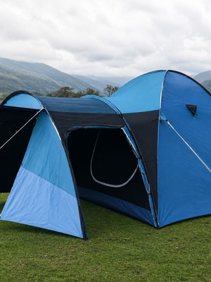 Camping tent for 4/5 people with vestibule, double fabric, waterproof UV