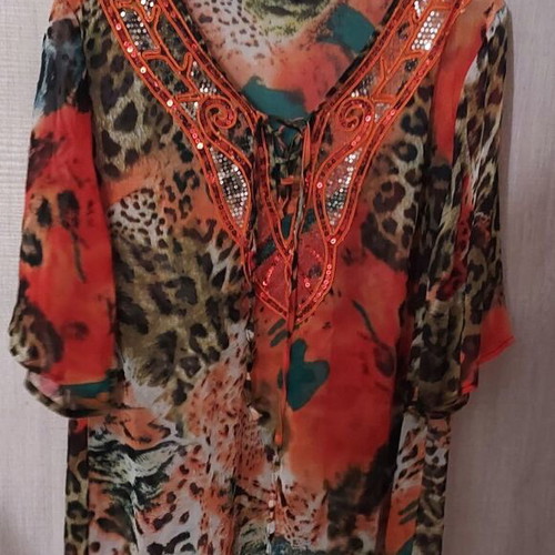 Boho style shirt Italian origin size M like new