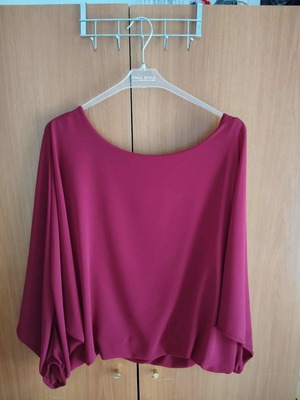Bordeaux blouse with transparent sleeves and inner lining, size XL, like new