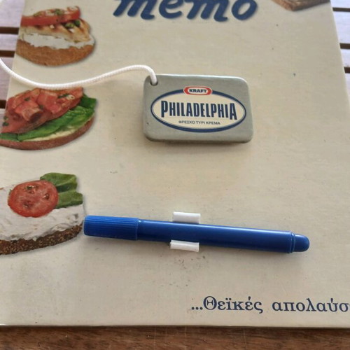 Philadelphia memo board used with marker and sponge