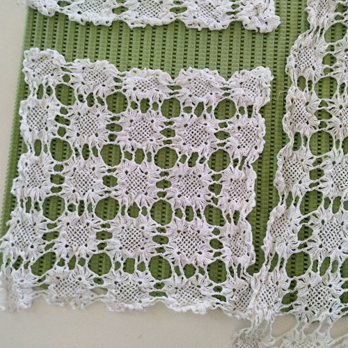 Crochet Doily Set Vintage, 3 Pieces, 1 Large 80x80 & 2 Small 30x30