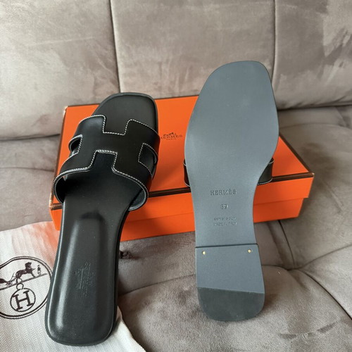 Γυναικεία παντόφλες Hermes μέγεθος 39 καινούργιες