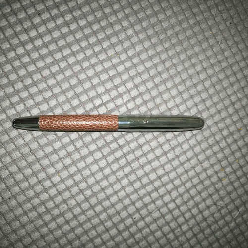 Writing pens new, pack of 9 pieces