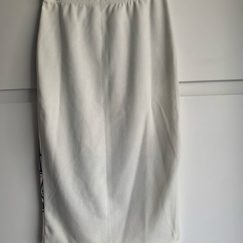 Pencil skirt with Art Deco print, like new, white and gold
