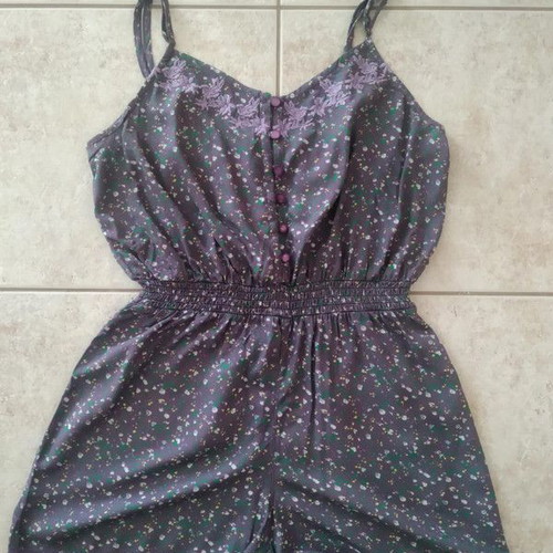 Floral short jumpsuit like new, multicolored, Attrattivo, size M