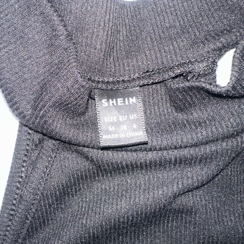 Shein black ribbed crop top with halter neck, size M