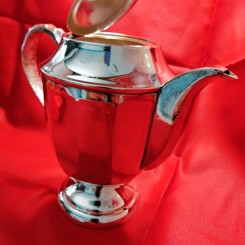 Vintage Silver-Plated Teapot like new by National Silver Company