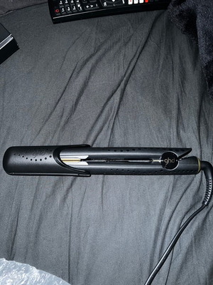 GHD Gold Styler hair straightener new unused