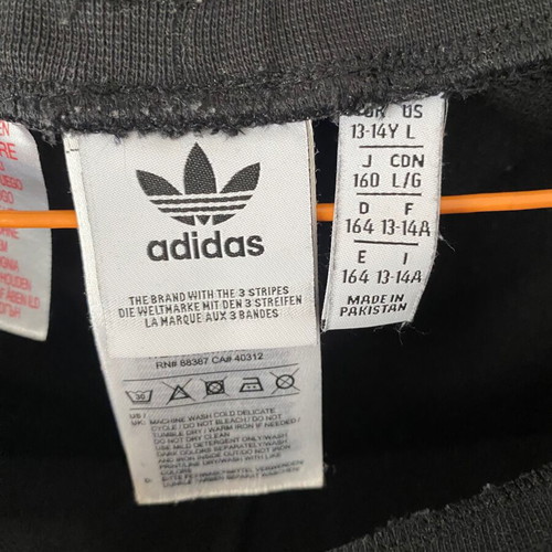 Adidas shorts for boy 13-14 like new, black