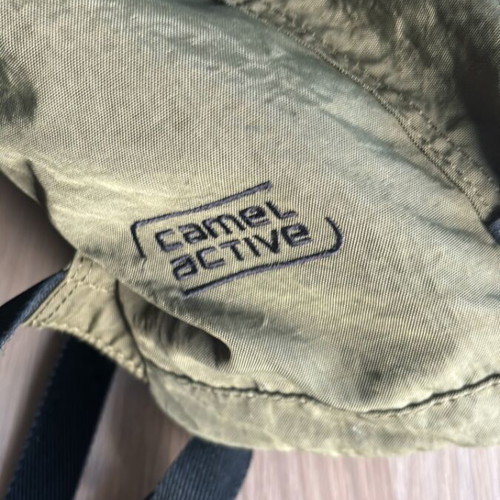 Camel Active backpack like new in oil/khaki with black details