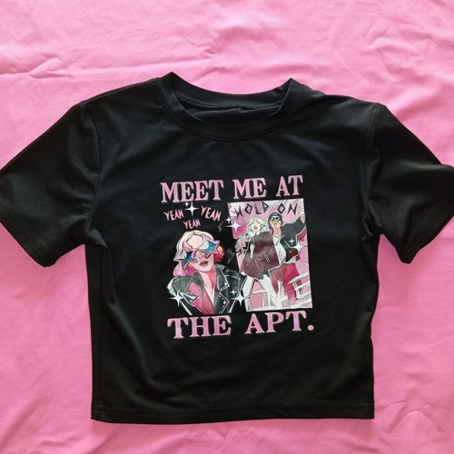 Children's T-shirt Meet Me At The Apt black, like new, XS