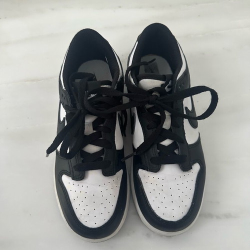 Nike Dunk Kids 35 like new black and white sports shoes