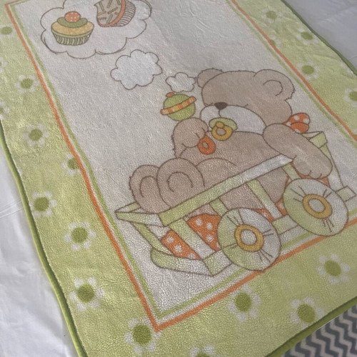 Children's thick blanket used 1 x 1.45