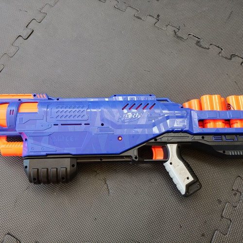 Nerf N-Strike Elite Trilogy DS-15 Blaster used, shotgun with 4 shells