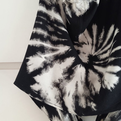Halterneck top like new, size Small