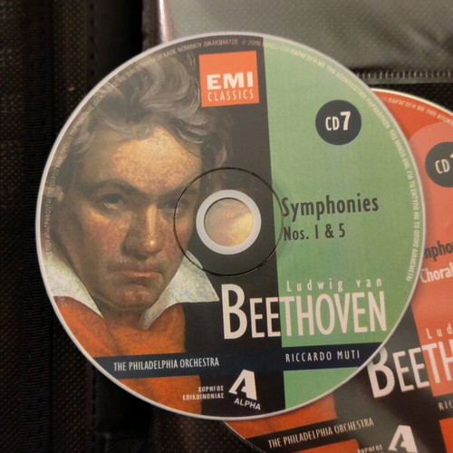 Beethoven CD Symphonies Nos. 1 & 5 like new, classical music