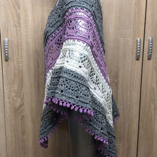 Knitted PANSIES scarf new, multicolor