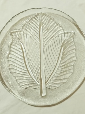 Crystal round platter with embossed leaf design like new