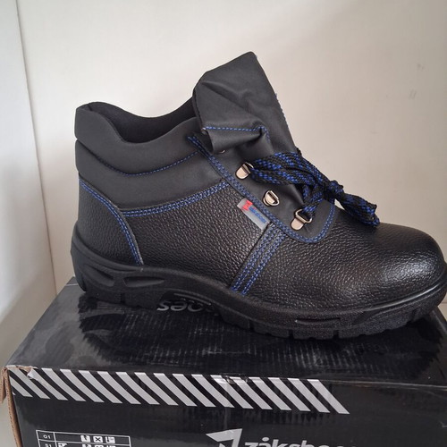 Men's Work Shoes with Steel Toe Size 47 New Black