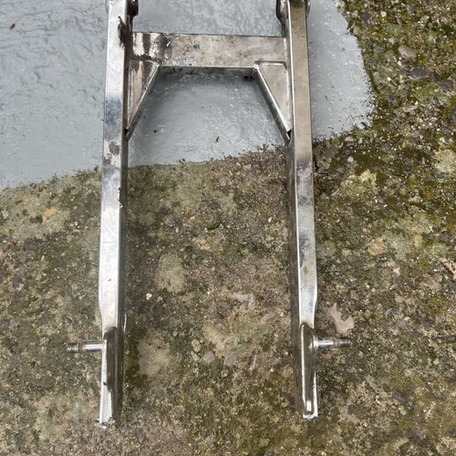Shark swingarm from Honda GLX used