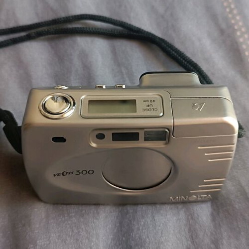 Minolta Vectis 300 APS Compact Camera like new with case