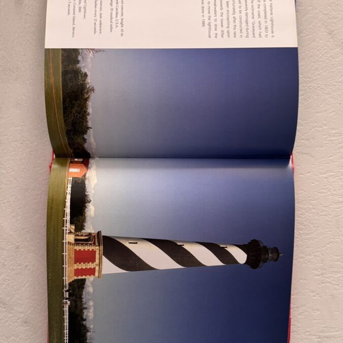 Lighthouses book new, English